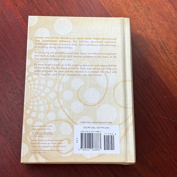 "The Confident Woman Devotional" Hardcover Book by Joyce Meyer - Picture 2 of 6